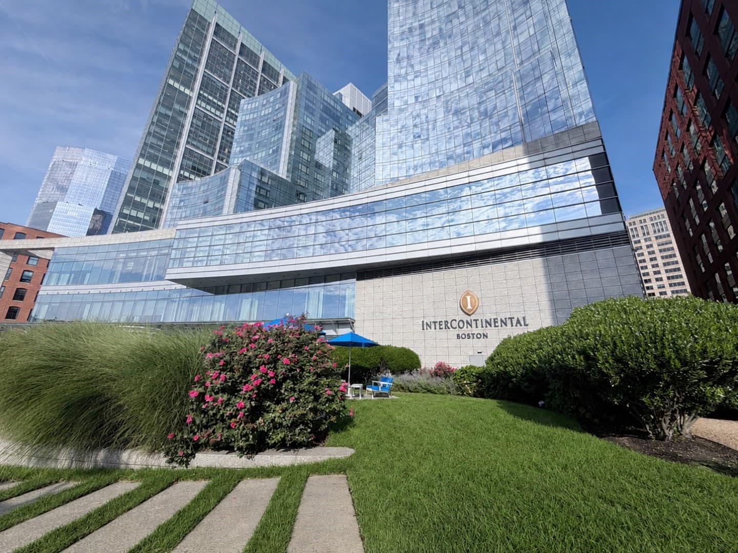500 Atlantic Ave # 17J, Boston MA 02210
