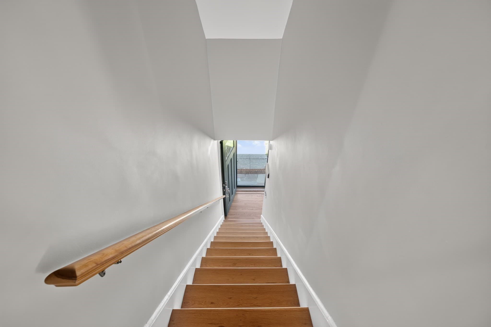 Single Family Residence at 10 West St, New Bedford MA 02740, New Bedford, photo 16 of 37