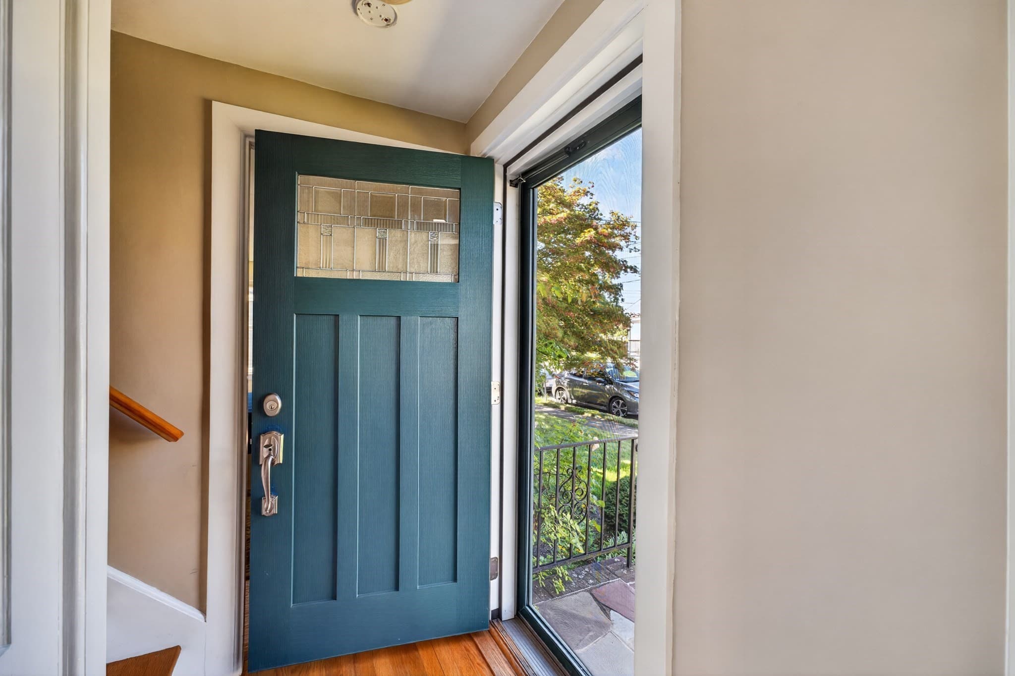 Single Family Residence at 10 West St, New Bedford MA 02740, New Bedford, photo 5 of 37