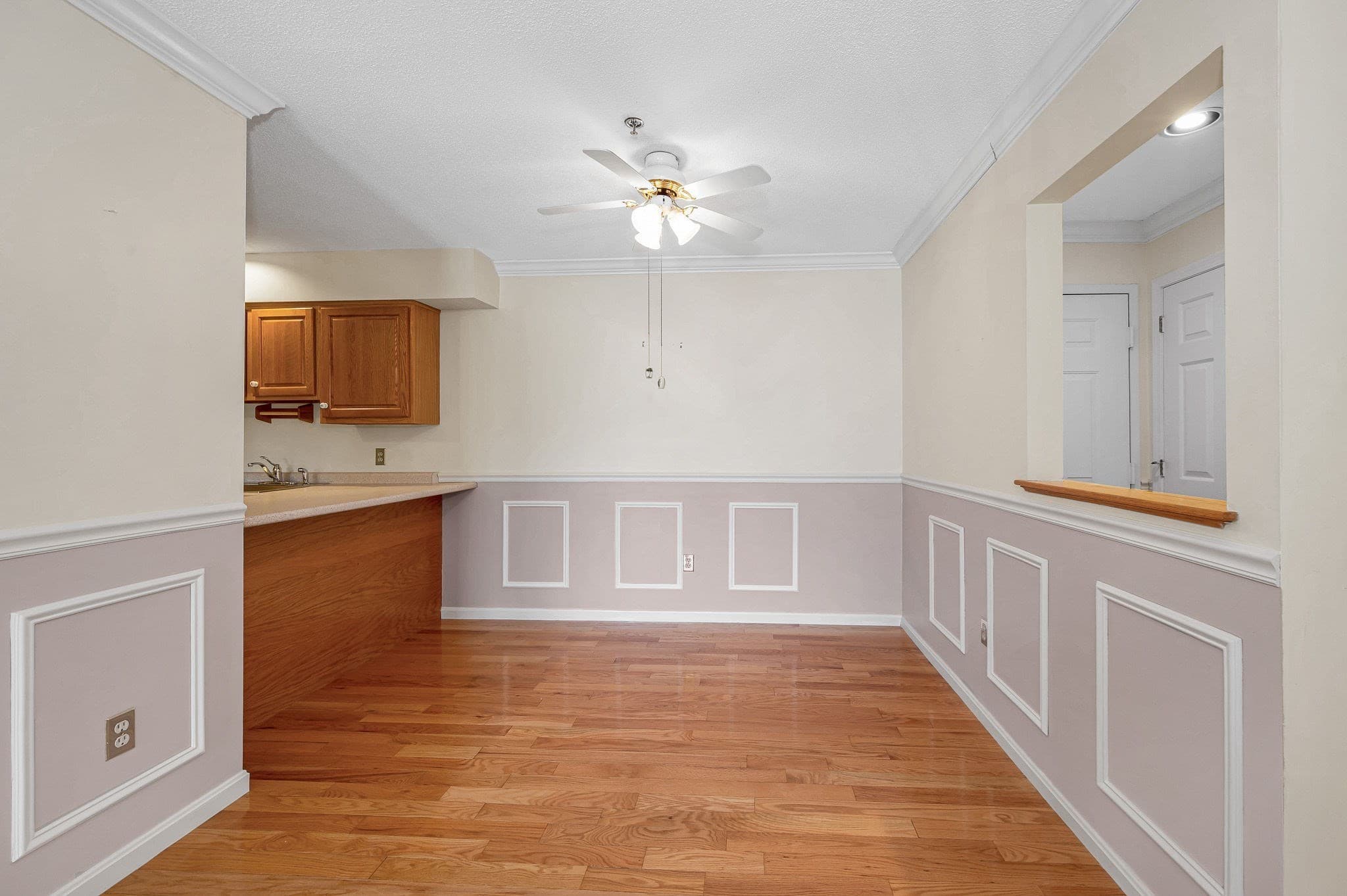 Condominium at 102 Hunter's Run # 102, Haverhill MA 01832, Haverhill, photo 5 of 34