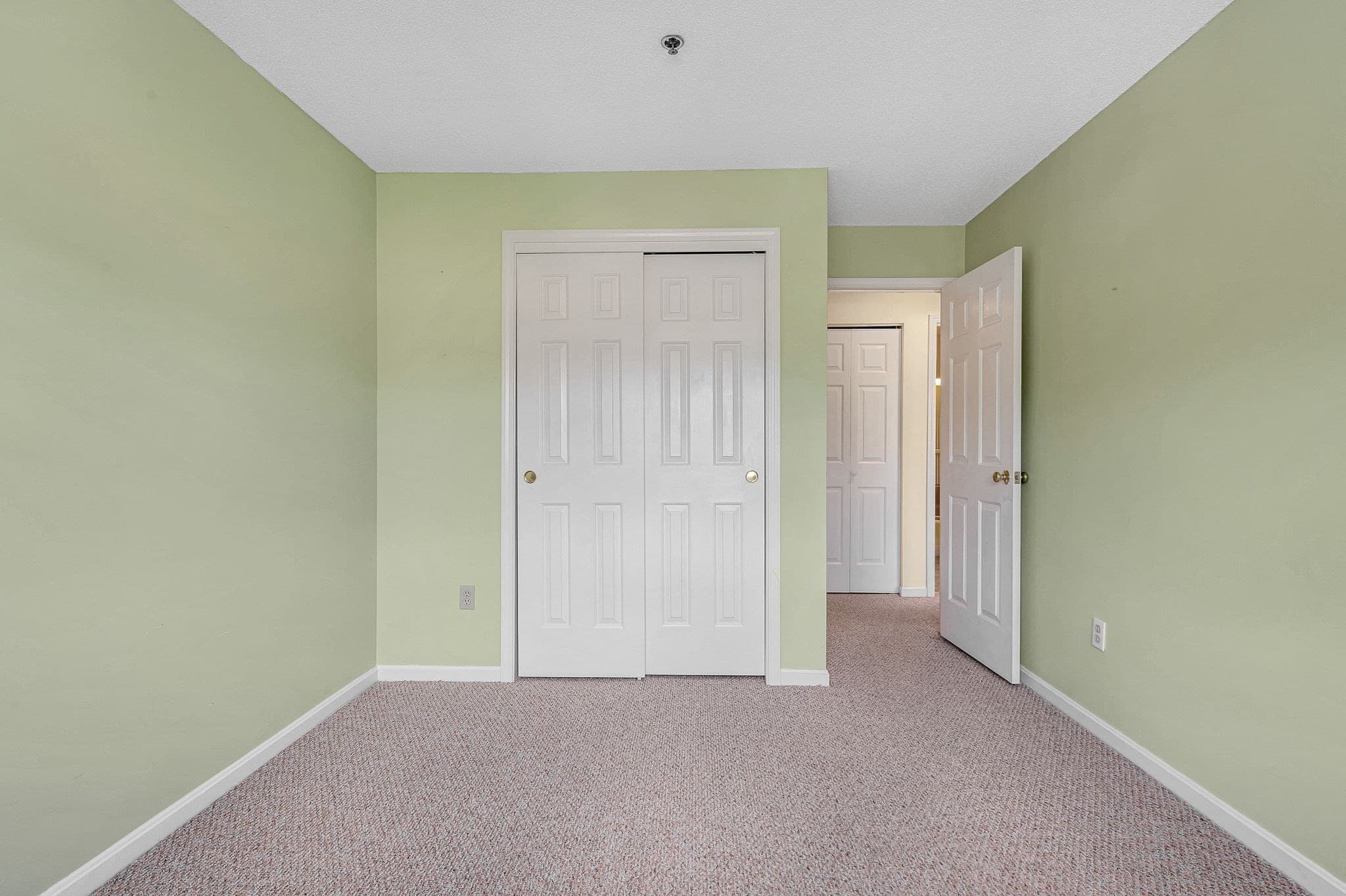 Condominium at 102 Hunter's Run # 102, Haverhill MA 01832, Haverhill, photo 29 of 34