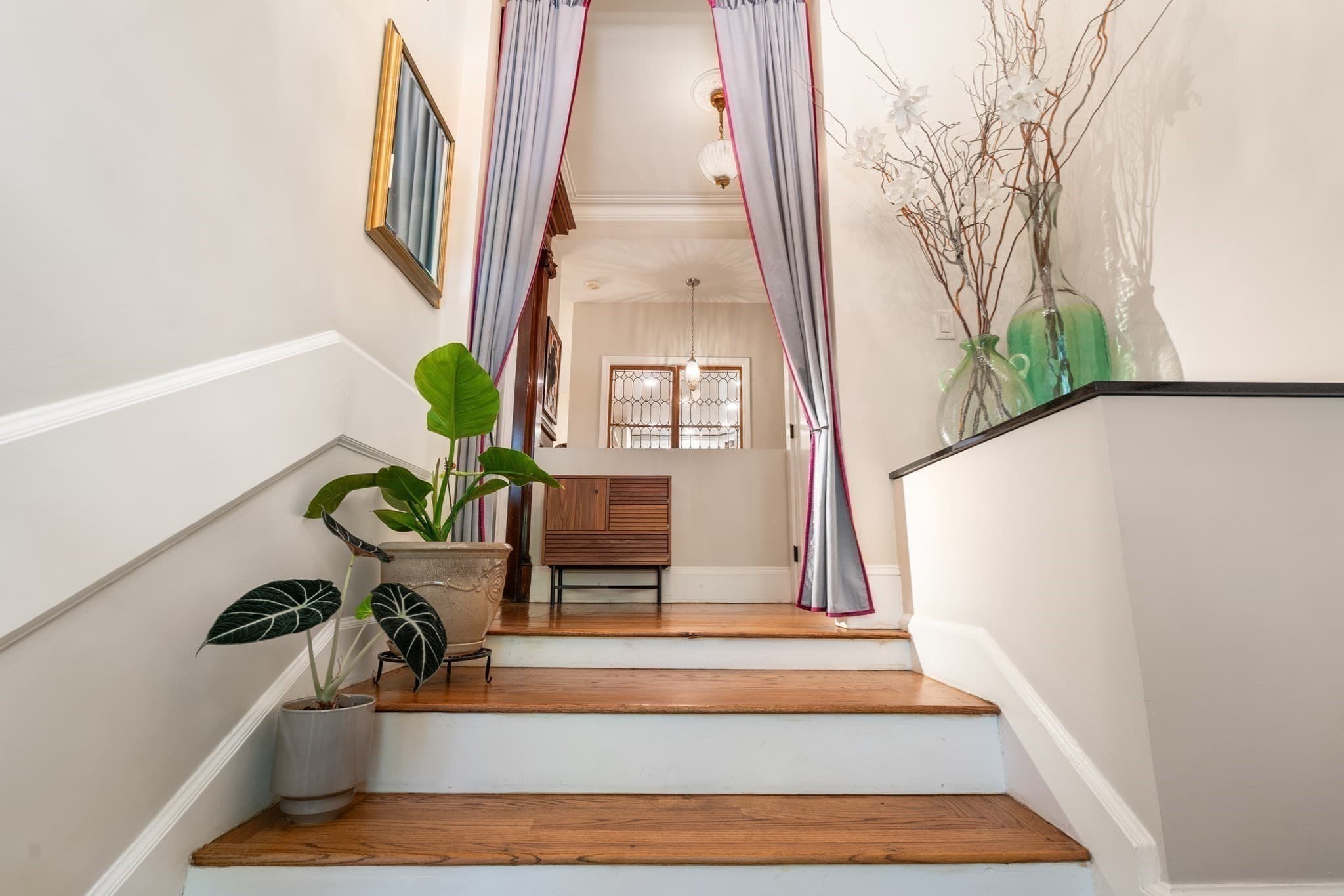Condominium at 1081 Beacon # 8, Brookline MA 02446, Brookline, photo 3 of 24