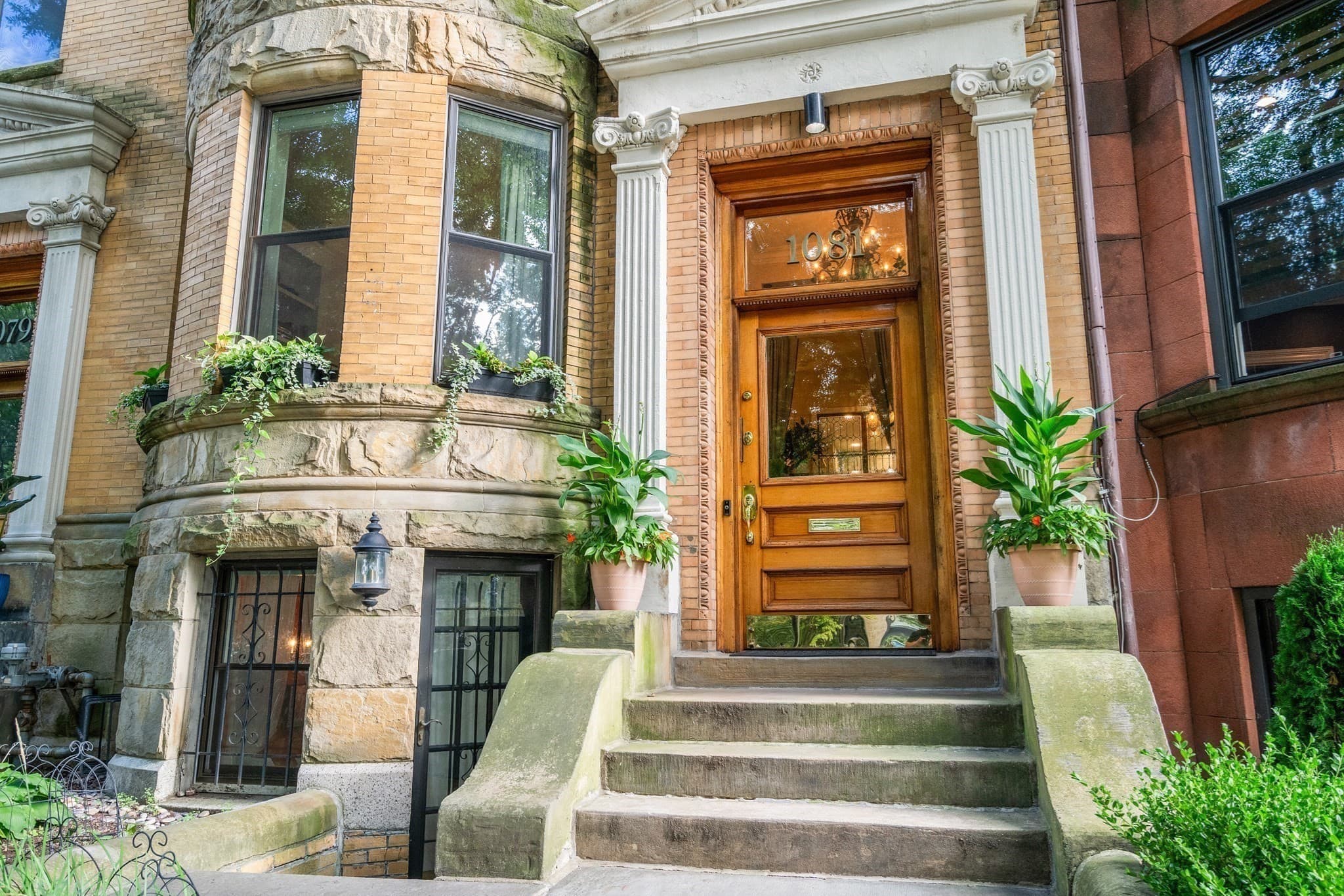 1081 Beacon # 8, Brookline MA 02446