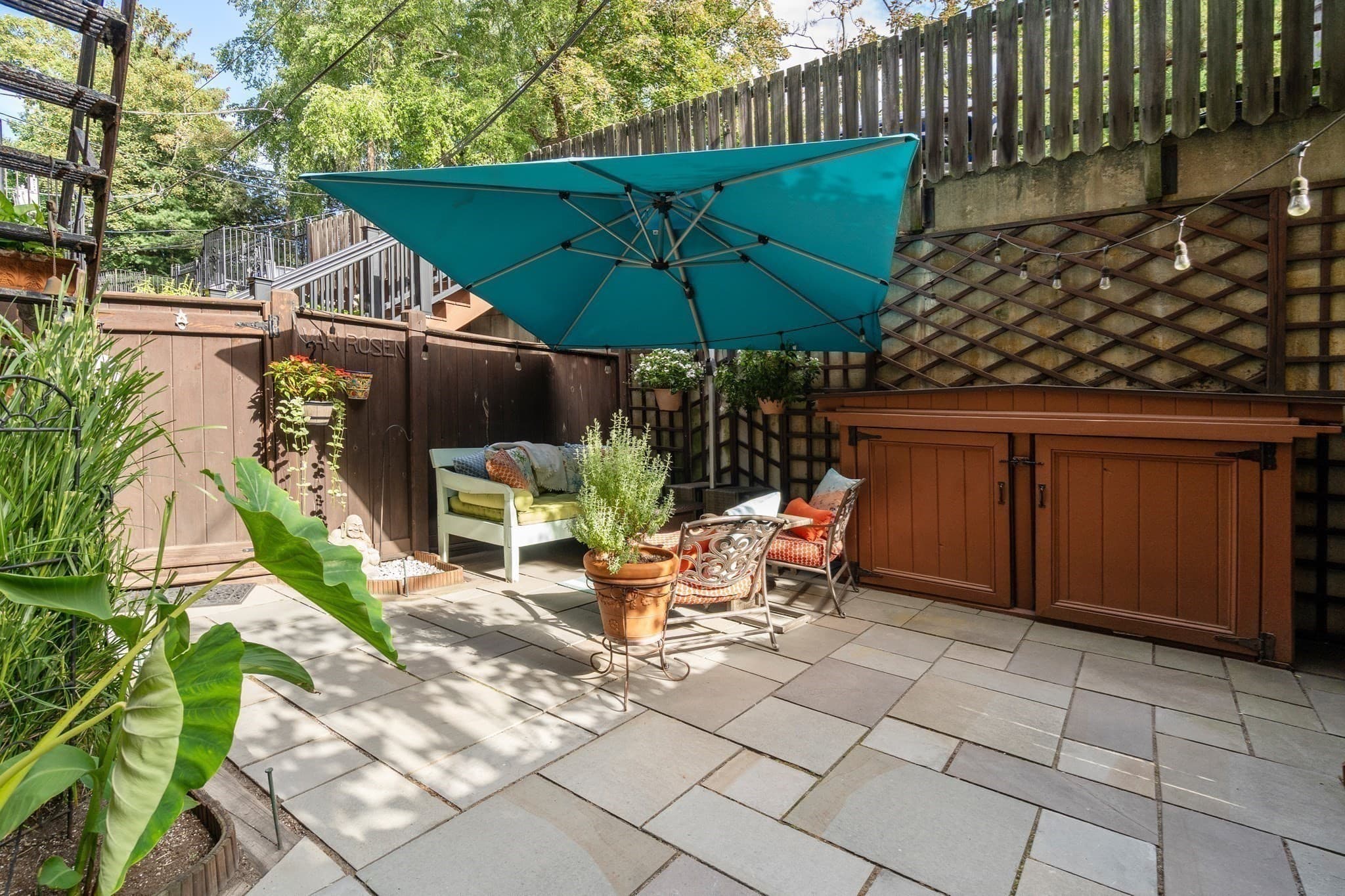 Condominium at 1081 Beacon # 8, Brookline MA 02446, Brookline, photo 21 of 24