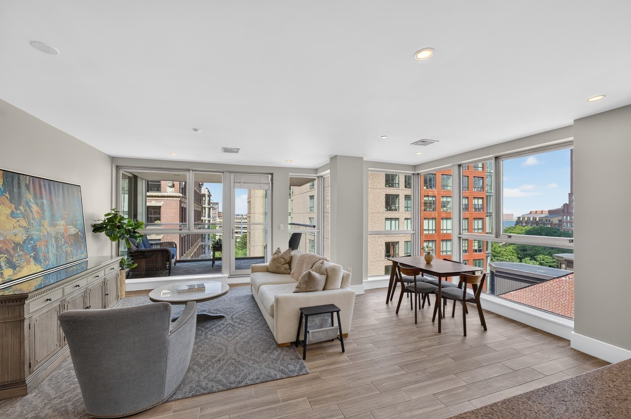 Condominium at 99-105 Broad St # C, Boston MA 02110, photo 3 of 39