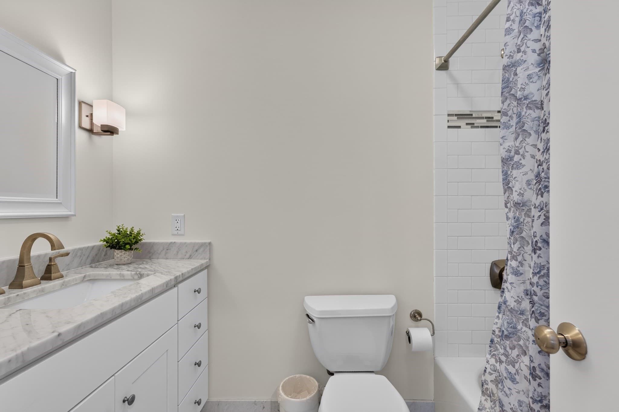 Condominium at 99-105 Broad St # C, Boston MA 02110, photo 28 of 39