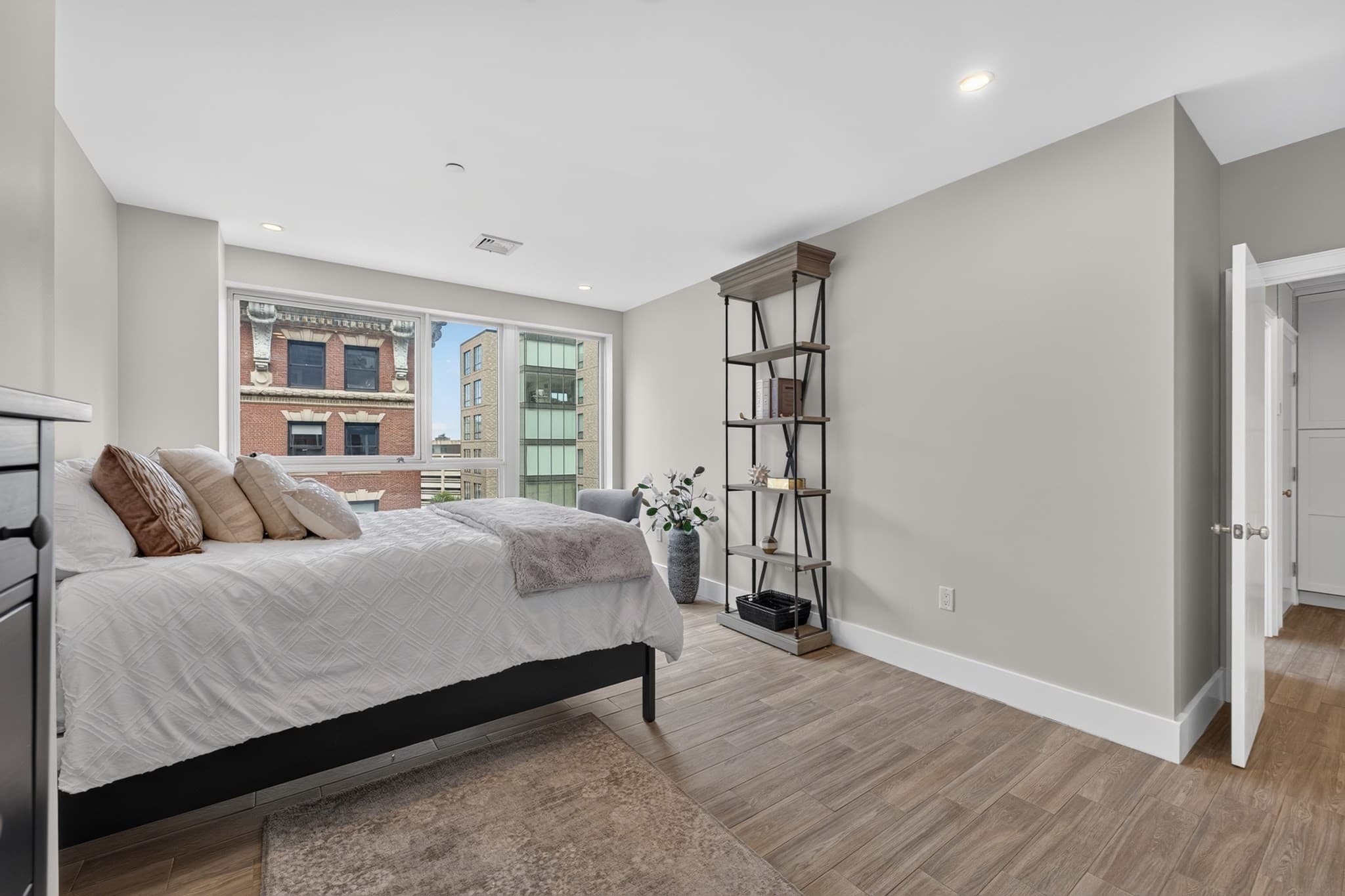 Condominium at 99-105 Broad St # C, Boston MA 02110, photo 20 of 39