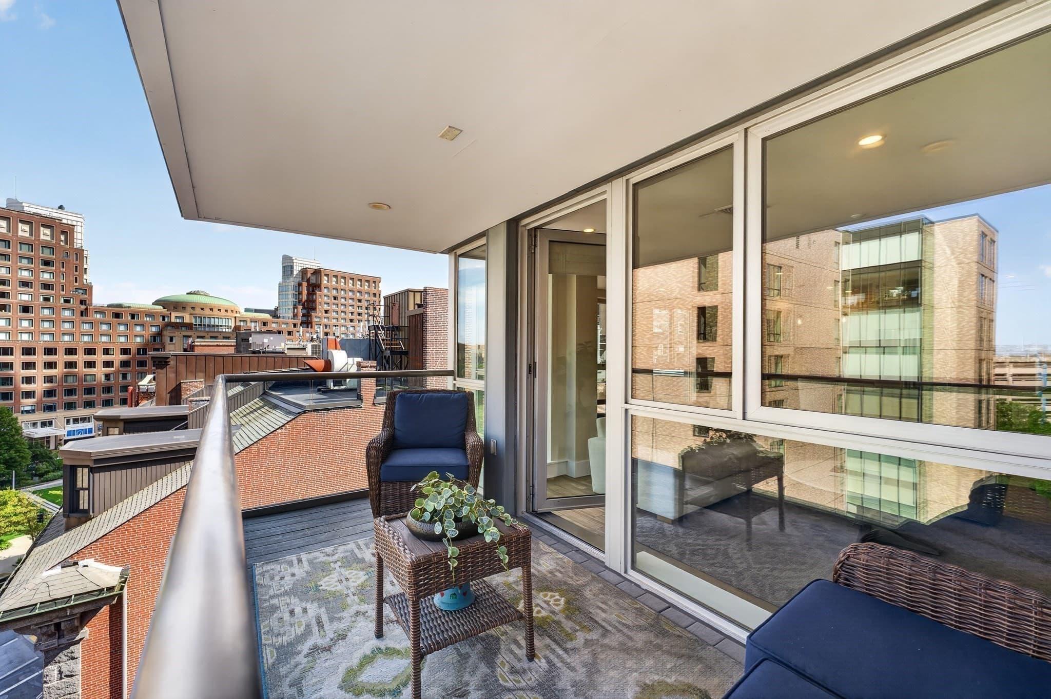 Condominium at 99-105 Broad St # C, Boston MA 02110, photo 4 of 39