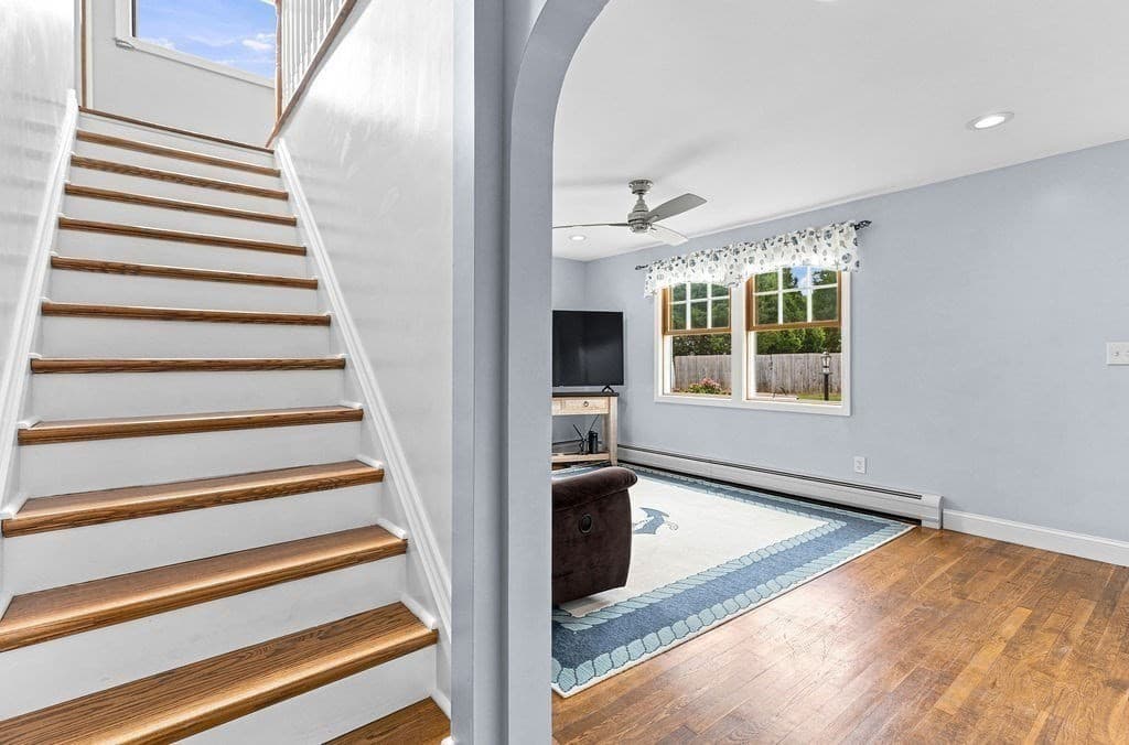 Single Family Residence at 26 Paul Rd, Dartmouth MA 02747, photo 16 of 41