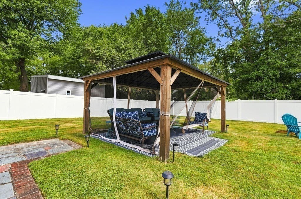 Single Family Residence at 26 Paul Rd, Dartmouth MA 02747, photo 32 of 41