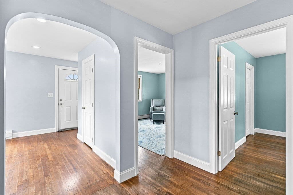 Single Family Residence at 26 Paul Rd, Dartmouth MA 02747, photo 15 of 41