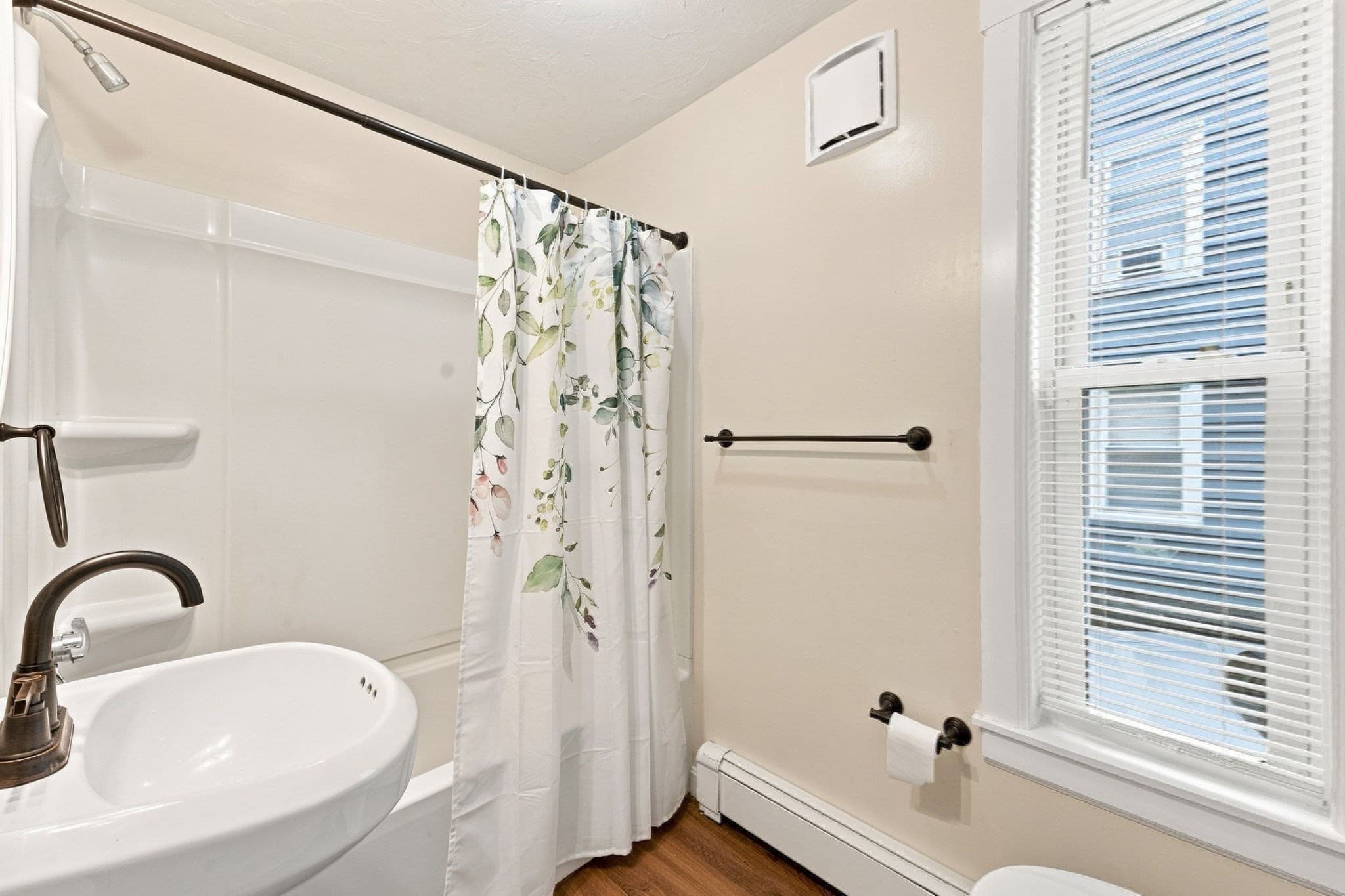 3 Family - 3 Units Up/Down at 27 Regan St, Gardner MA 01440, Gardner, photo 13 of 42