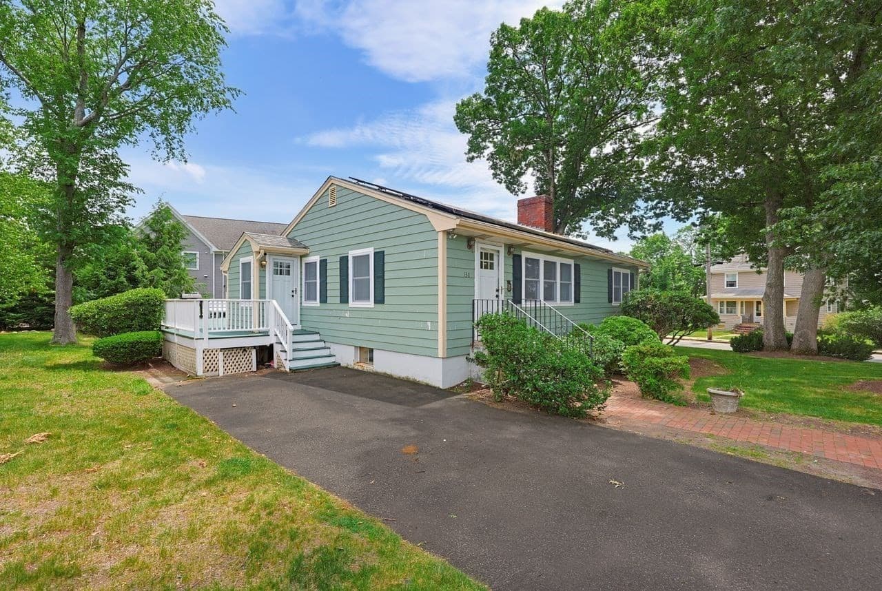 Single Family Residence at 138 Tolman Street, Newton MA 02465, photo 2 of 31