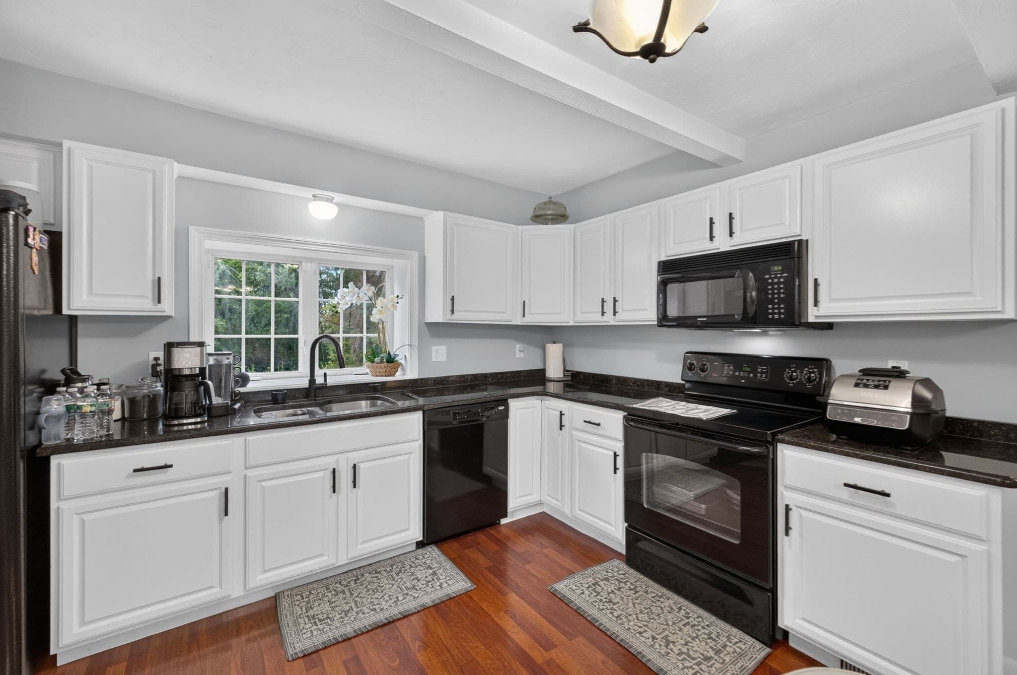 2 Family - 2 Units Up/Down at 8 Albert Dr, Millville MA 01529, Millville, photo 5 of 41