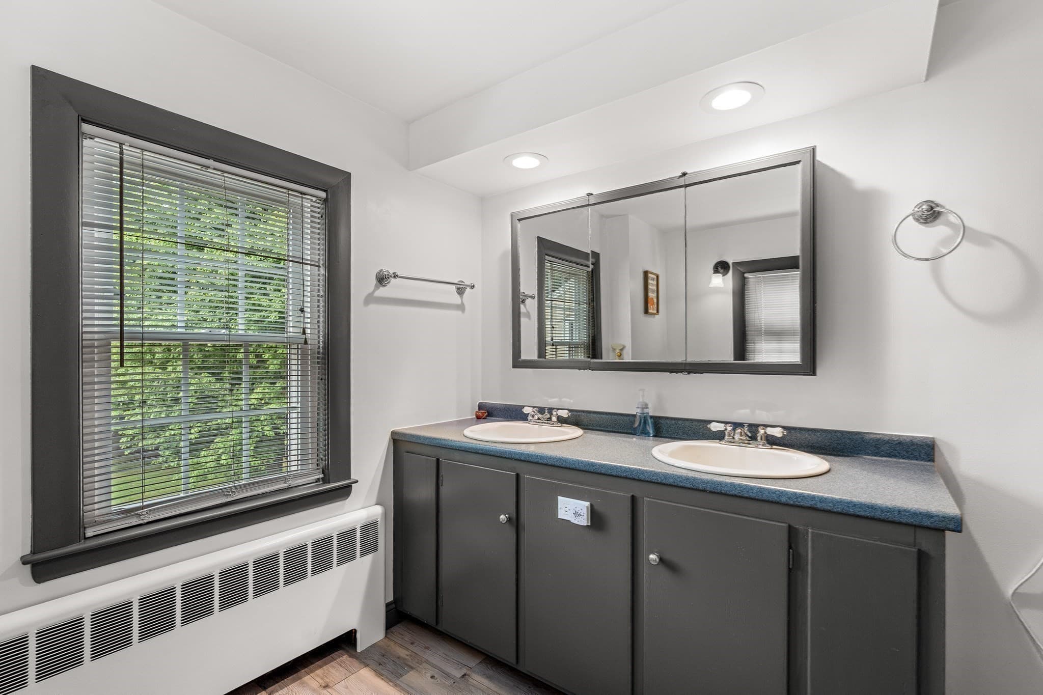 Single Family Residence at 90 Village St., Marblehead MA 01945, Marblehead, photo 13 of 39
