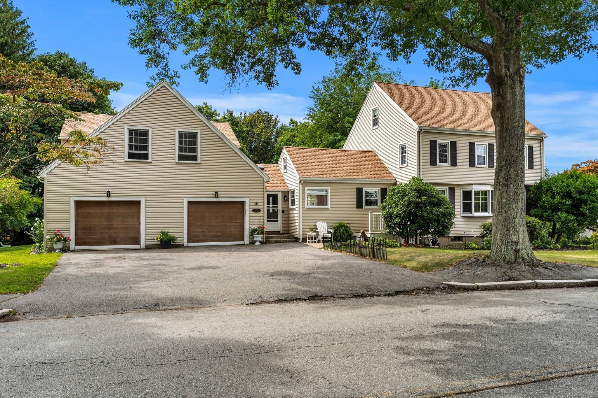 90 Village St., Marblehead MA 01945