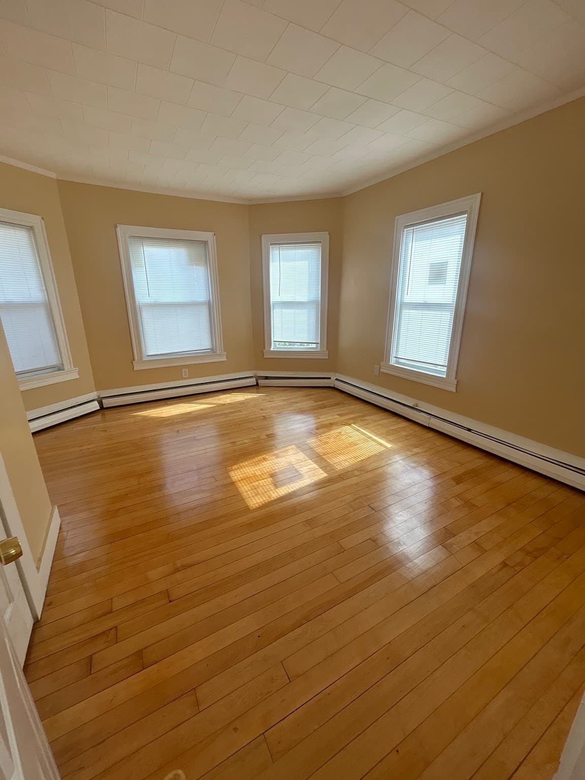3 Family at 957 Warren Avenue, Brockton MA 02301, Brockton, photo 7 of 22