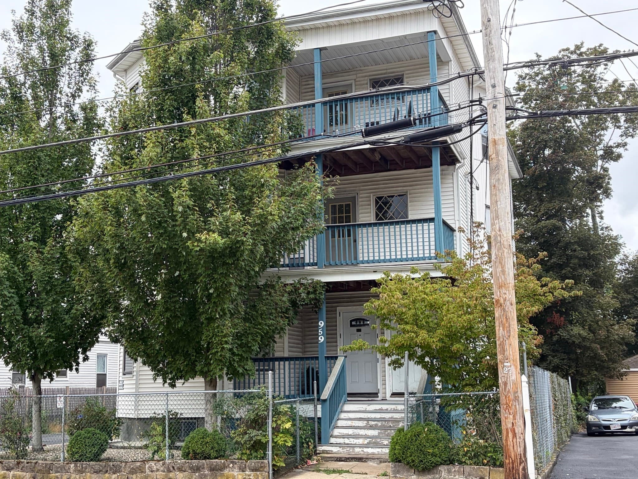 957 Warren Avenue, Brockton MA 02301