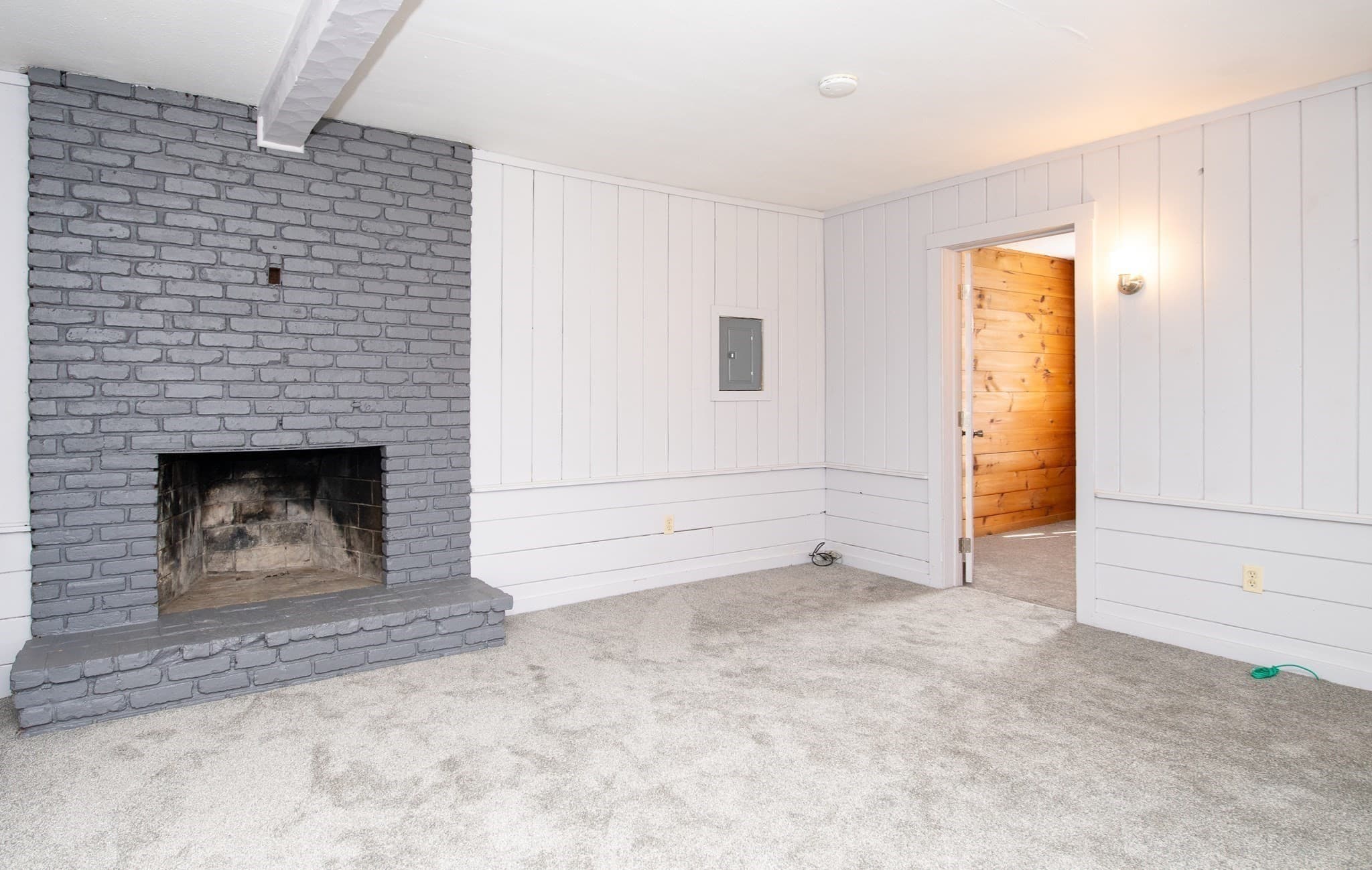 4 Family at 595 Main St, Acushnet MA 02743, photo 12 of 40