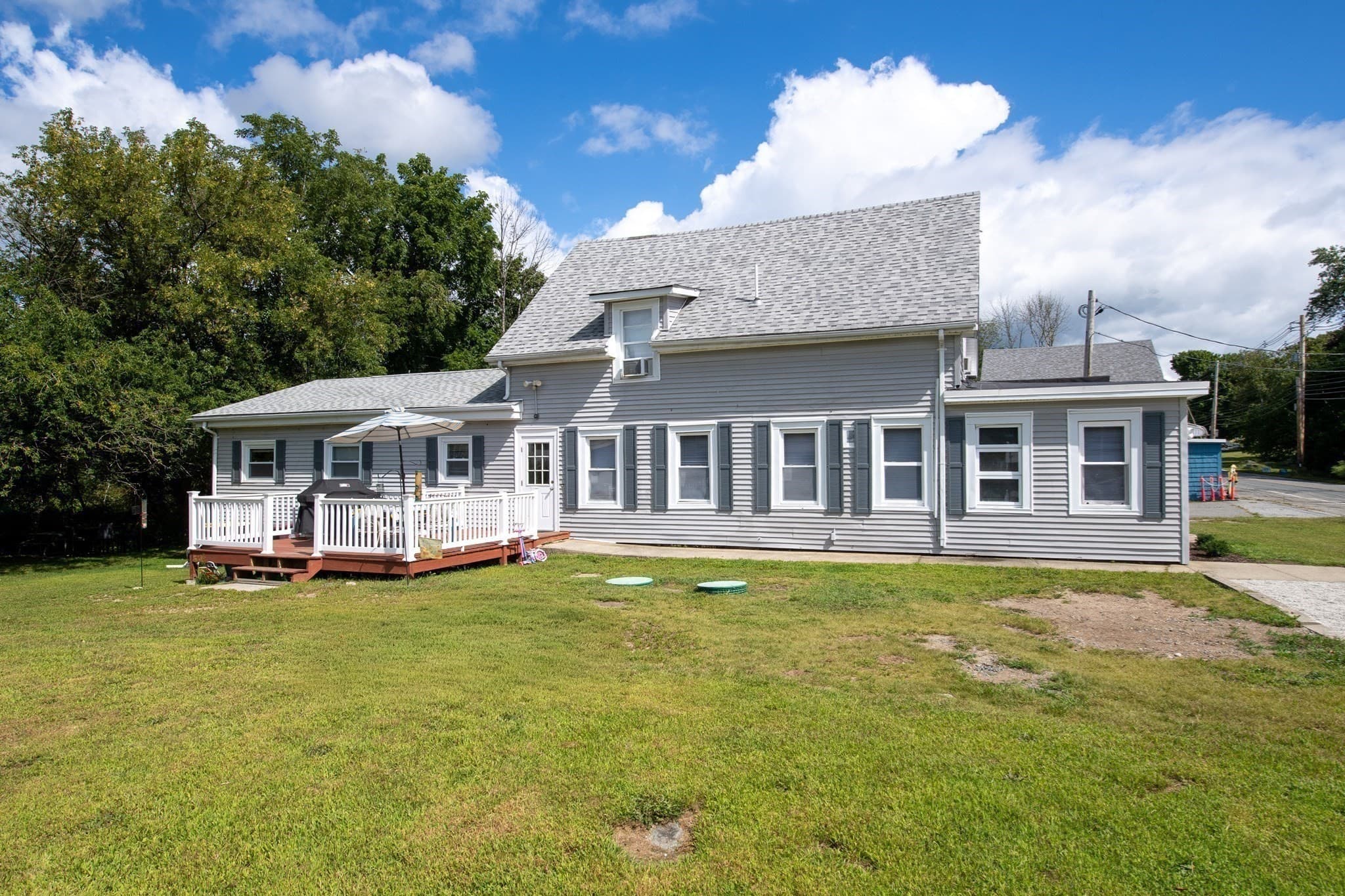 4 Family at 595 Main St, Acushnet MA 02743, photo 32 of 40