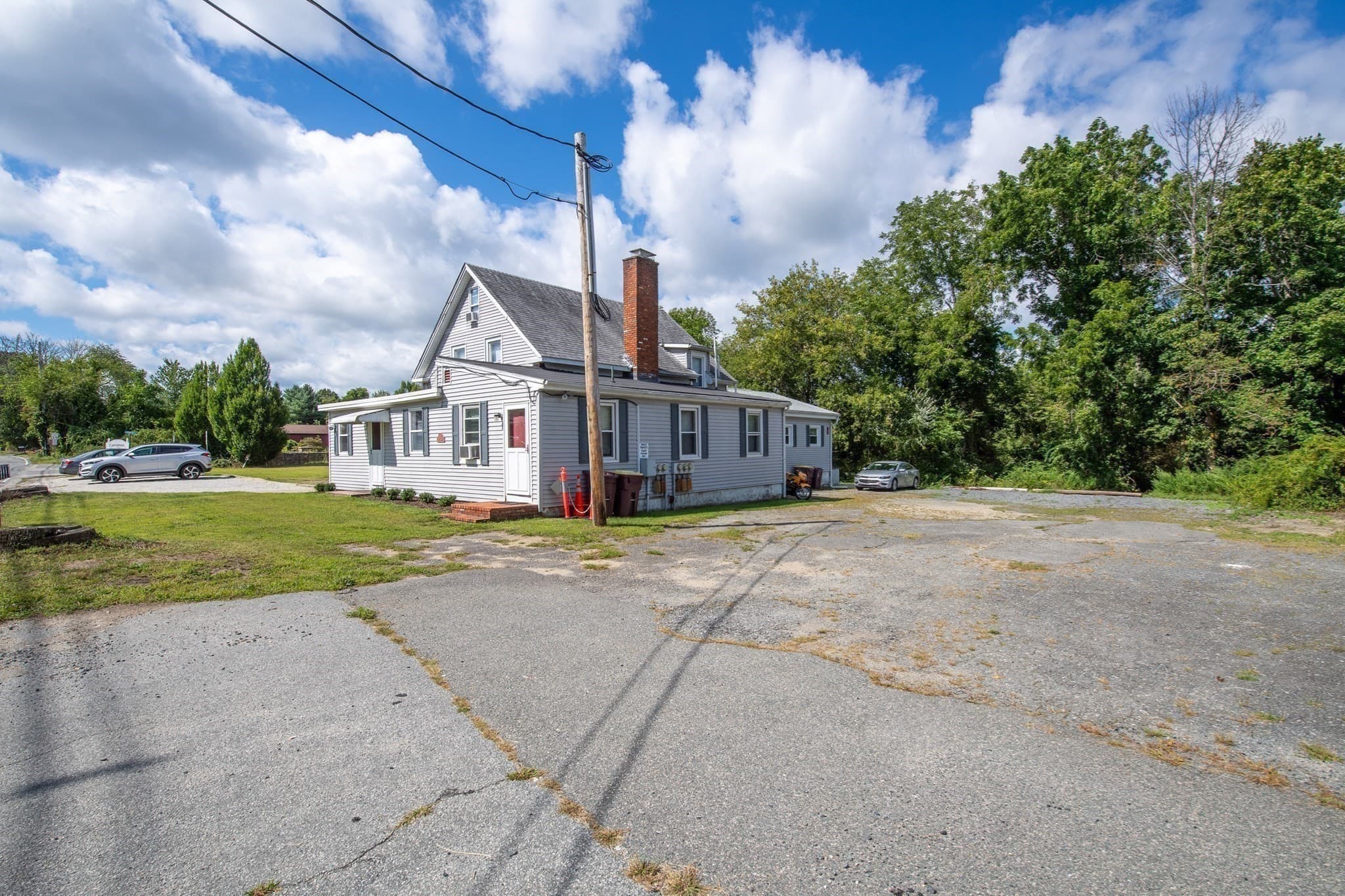 4 Family at 595 Main St, Acushnet MA 02743, photo 30 of 40