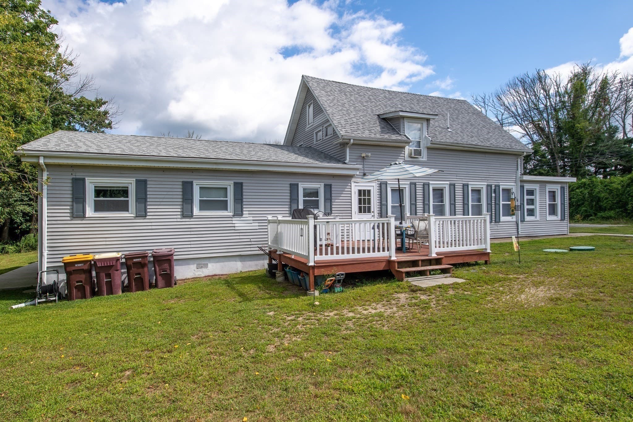 4 Family at 595 Main St, Acushnet MA 02743, photo 38 of 40
