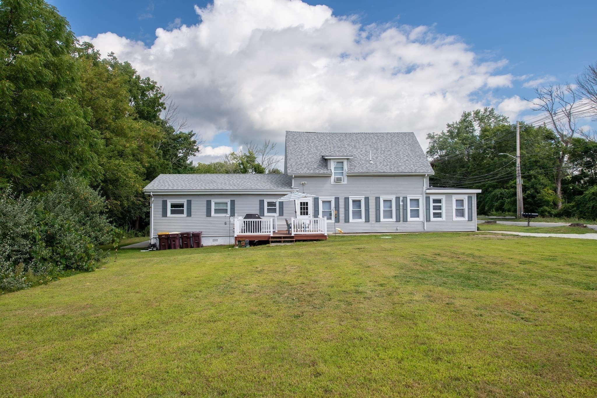 4 Family at 595 Main St, Acushnet MA 02743, photo 37 of 40