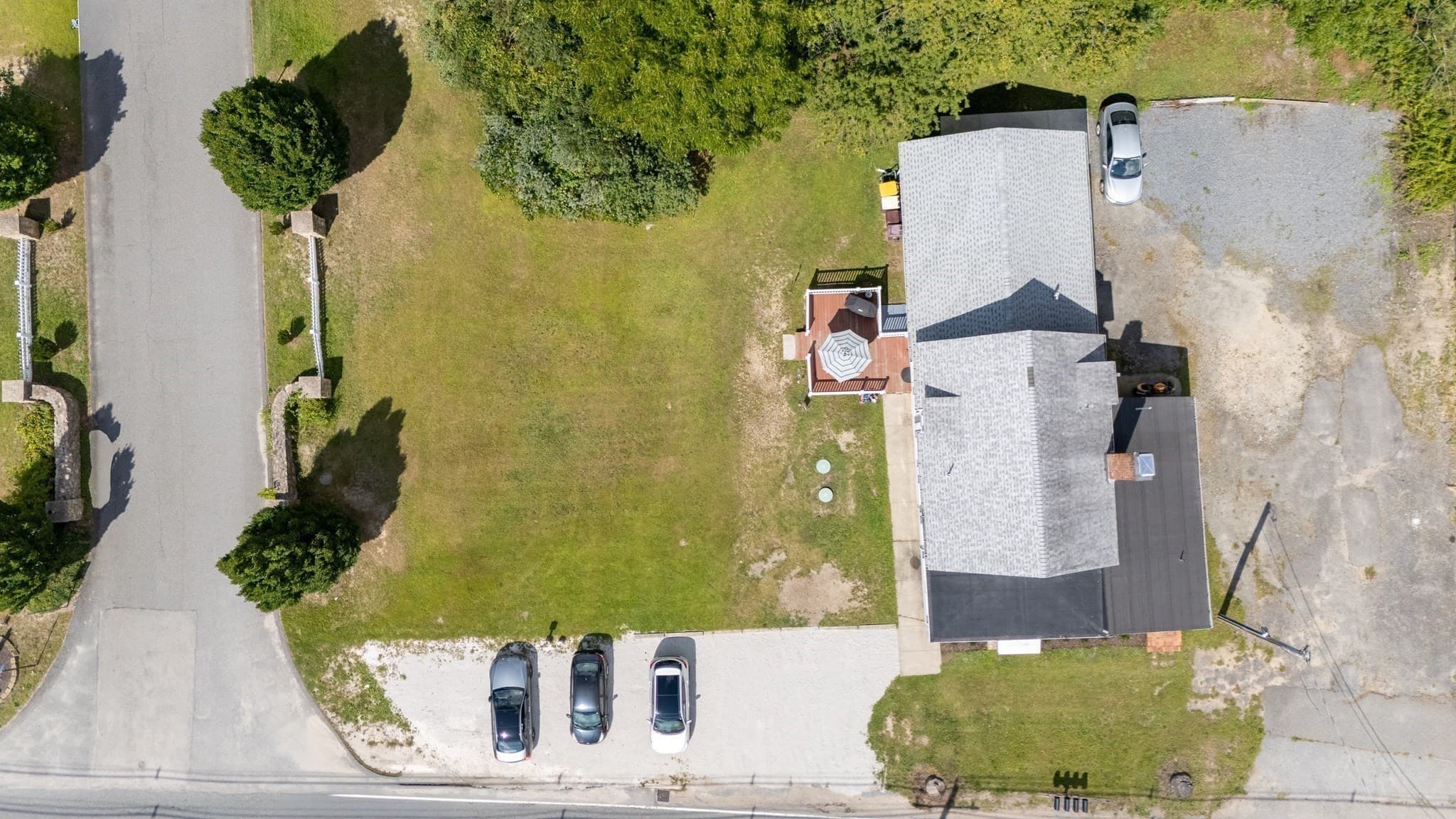 4 Family at 595 Main St, Acushnet MA 02743, photo 39 of 40