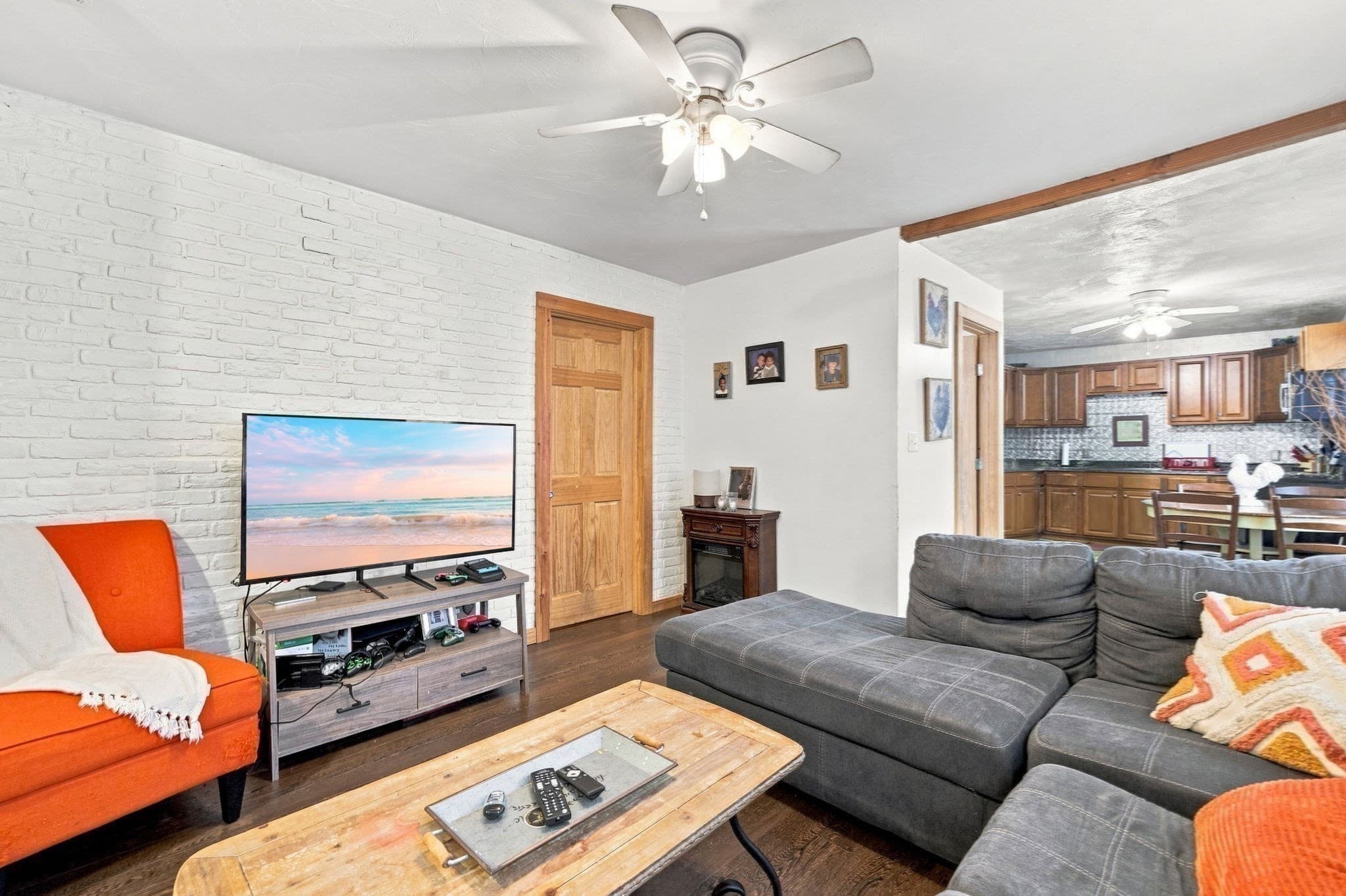 3 Family - 3 Units Up/Down at 17 Regan St, Gardner MA 01440, Gardner, photo 14 of 42