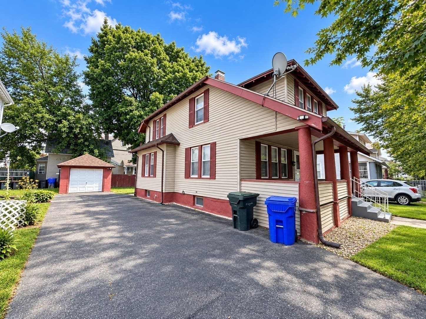 Single Family Residence at 65 Rochelle St, Springfield MA 01109, Springfield, photo 4 of 36