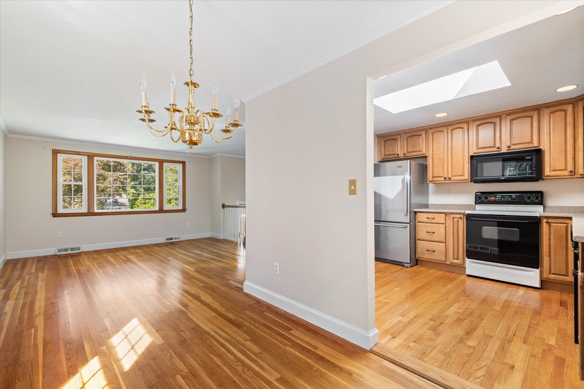 Single Family Residence at 93 Jerrold St, Holliston MA 01746, Holliston, photo 7 of 31
