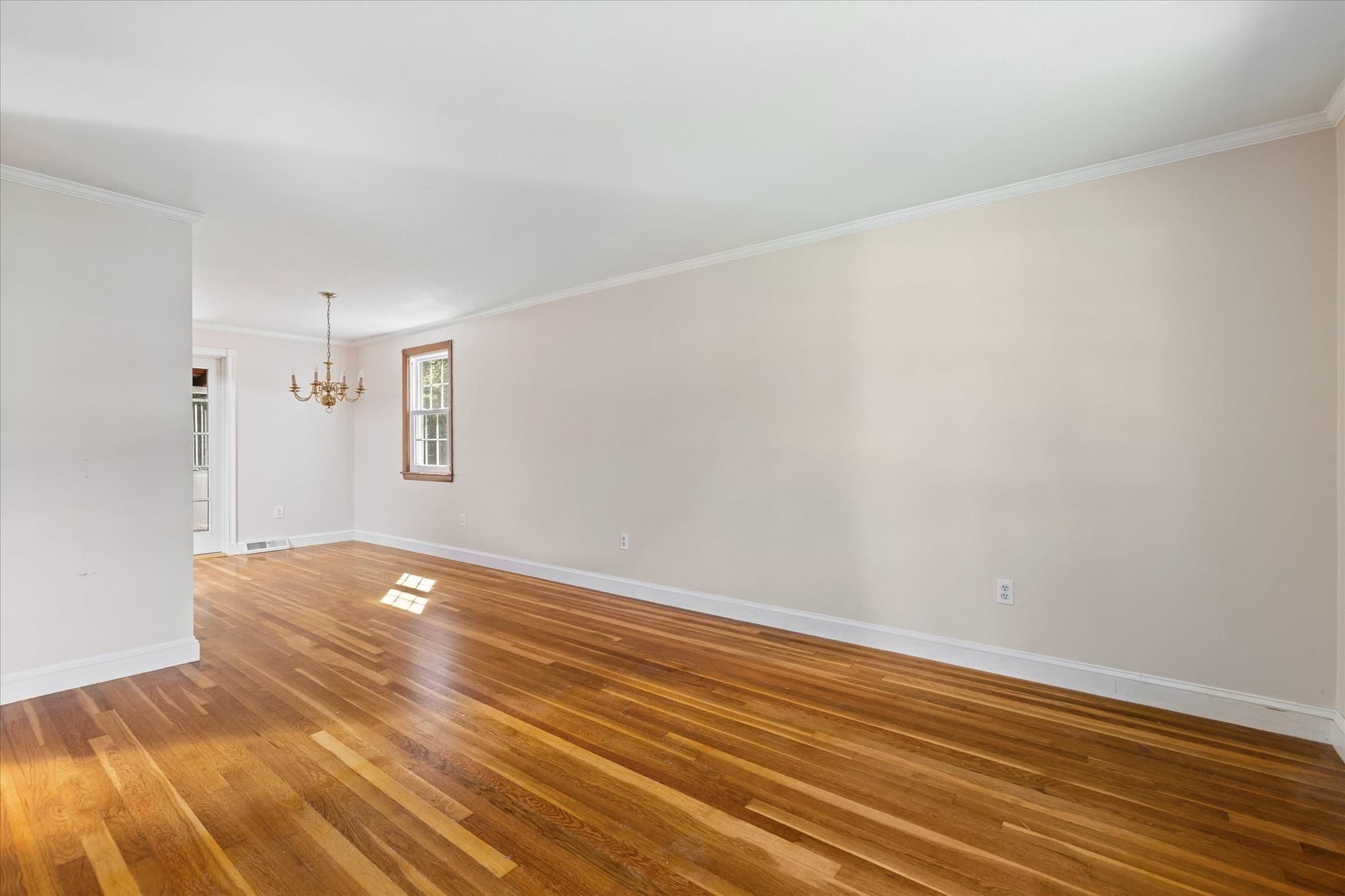 Single Family Residence at 93 Jerrold St, Holliston MA 01746, Holliston, photo 5 of 31