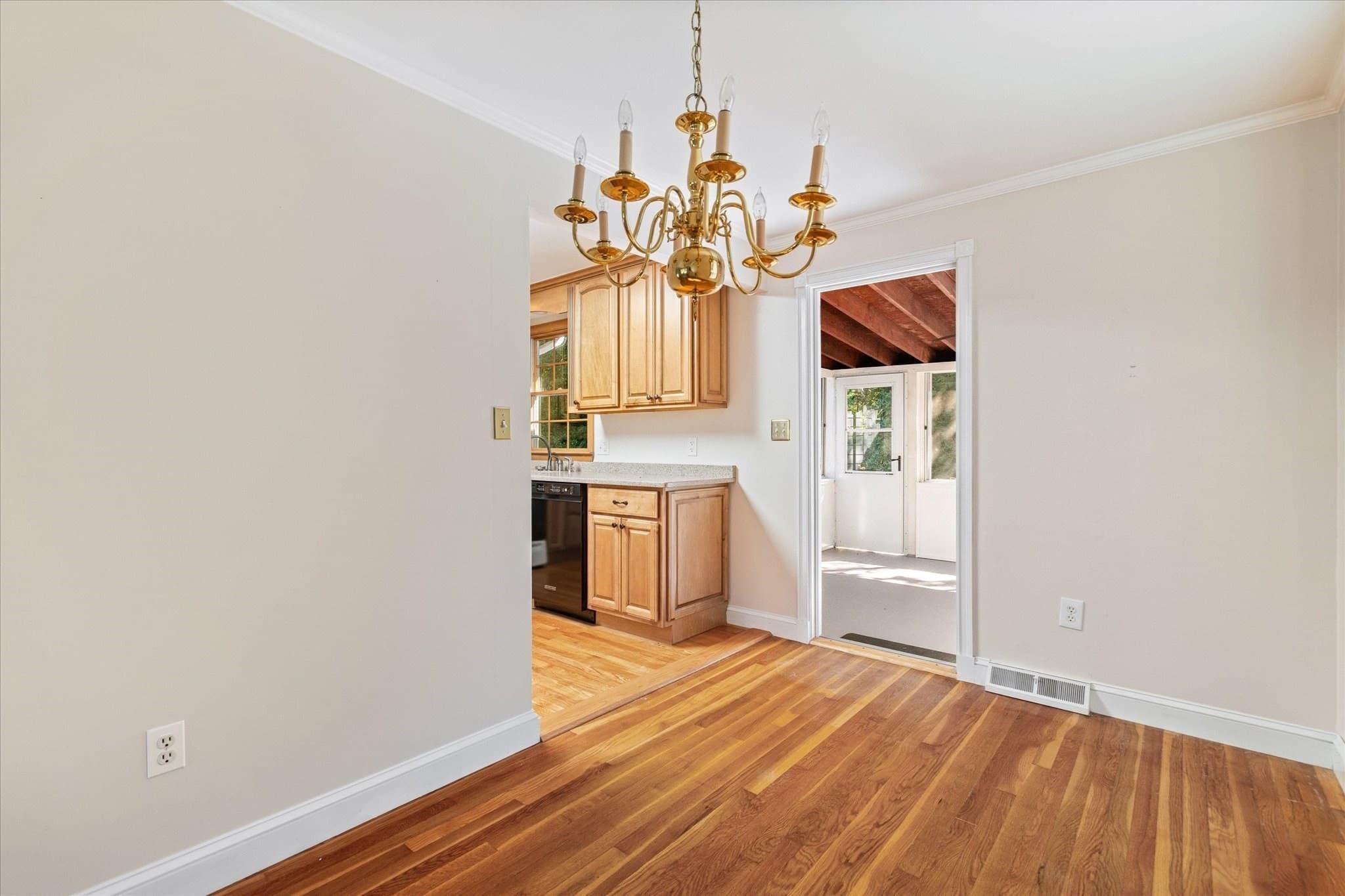 Single Family Residence at 93 Jerrold St, Holliston MA 01746, Holliston, photo 10 of 31