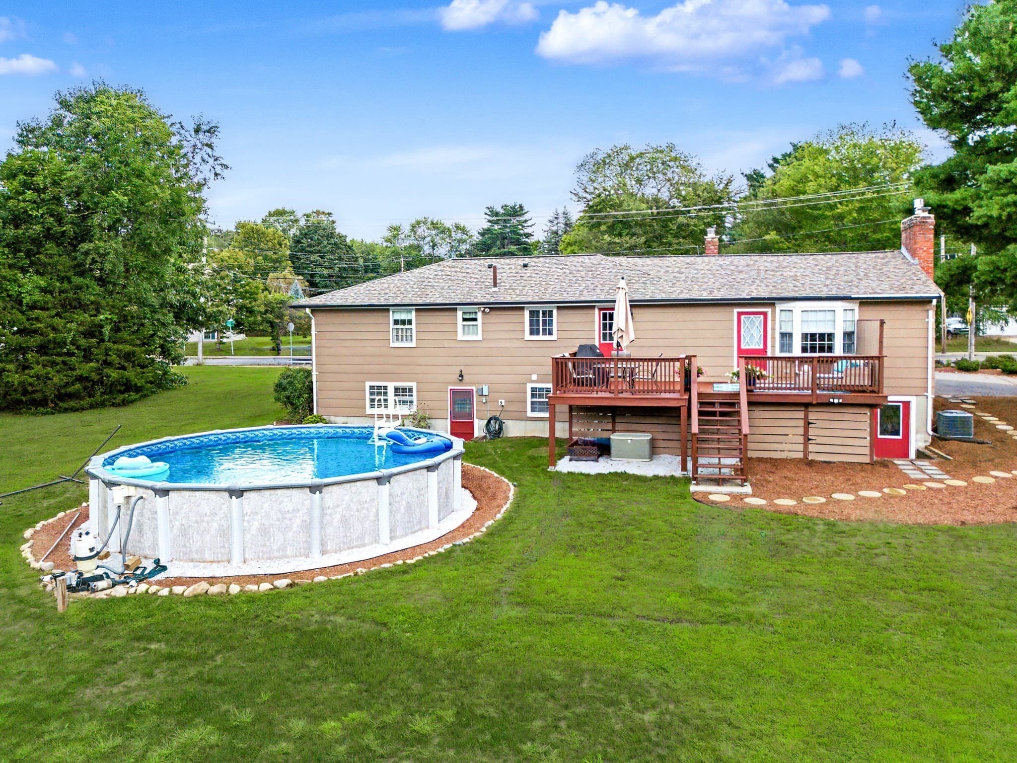 Single Family Residence at 592 Pond St, Franklin MA 02038, Franklin, photo 32 of 34