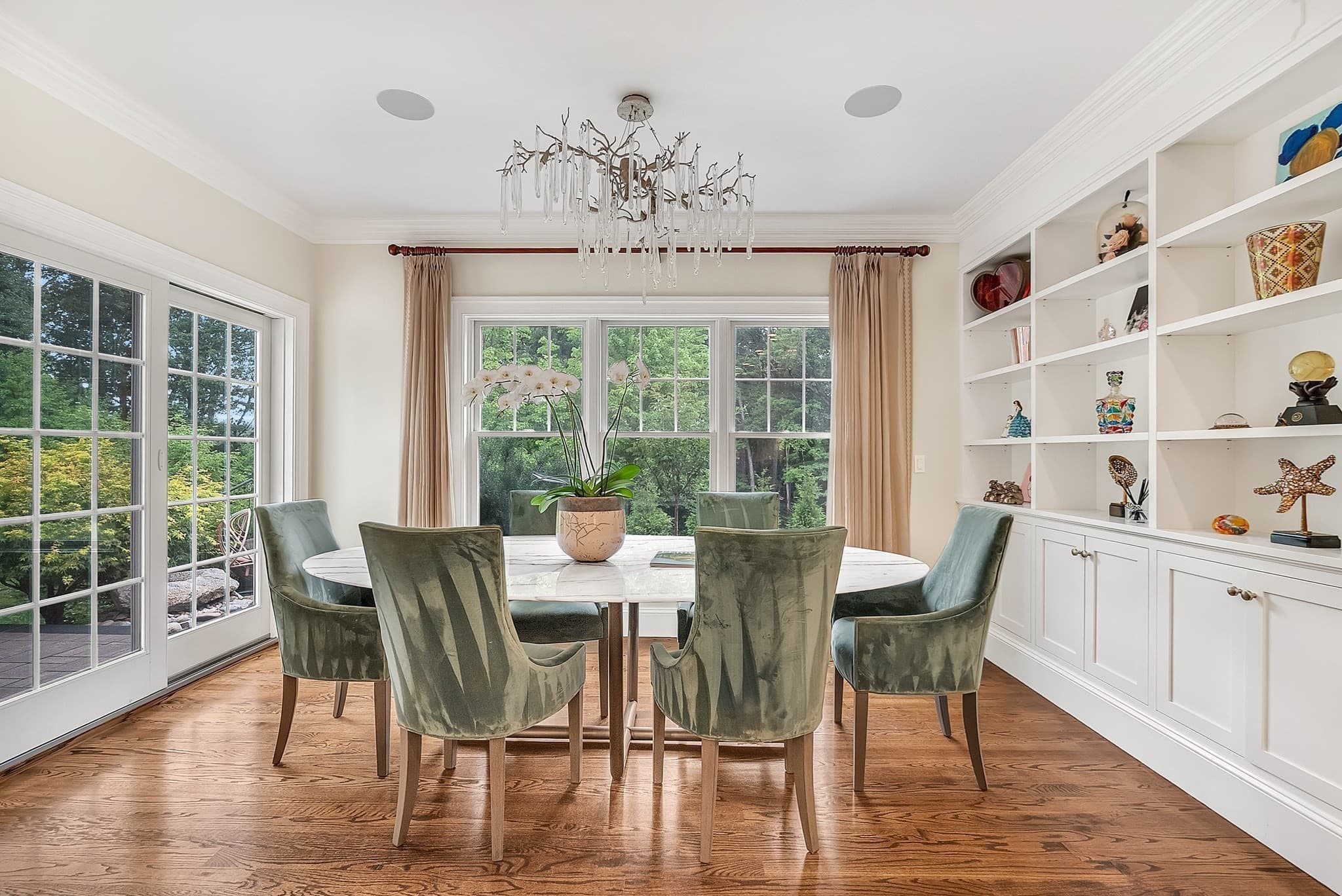Single Family Residence at 25 Holly Cir, Weston MA 02493, Weston, photo 13 of 33