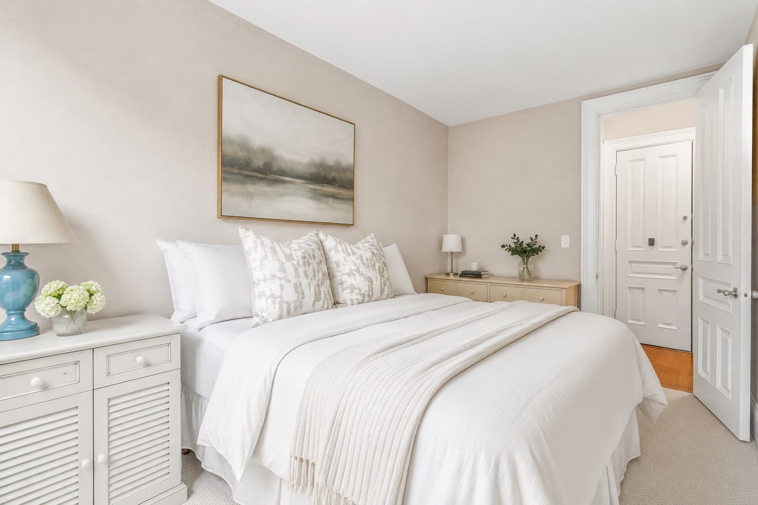 Condominium at 119 Marlborough # 6, Boston MA 02116, photo 6 of 11