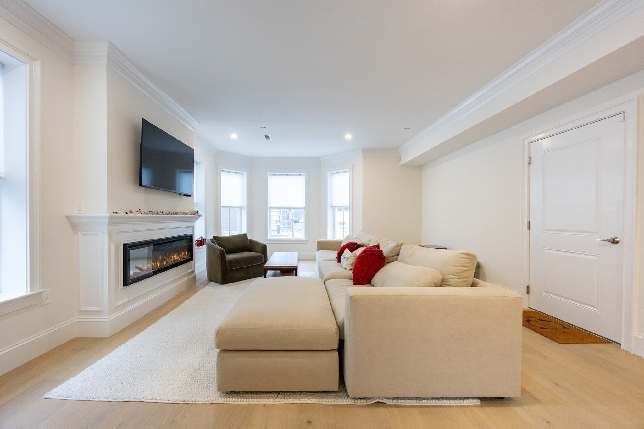 Condominium at 15 Raymond Street # 1, Boston MA 02134, photo 13 of 41