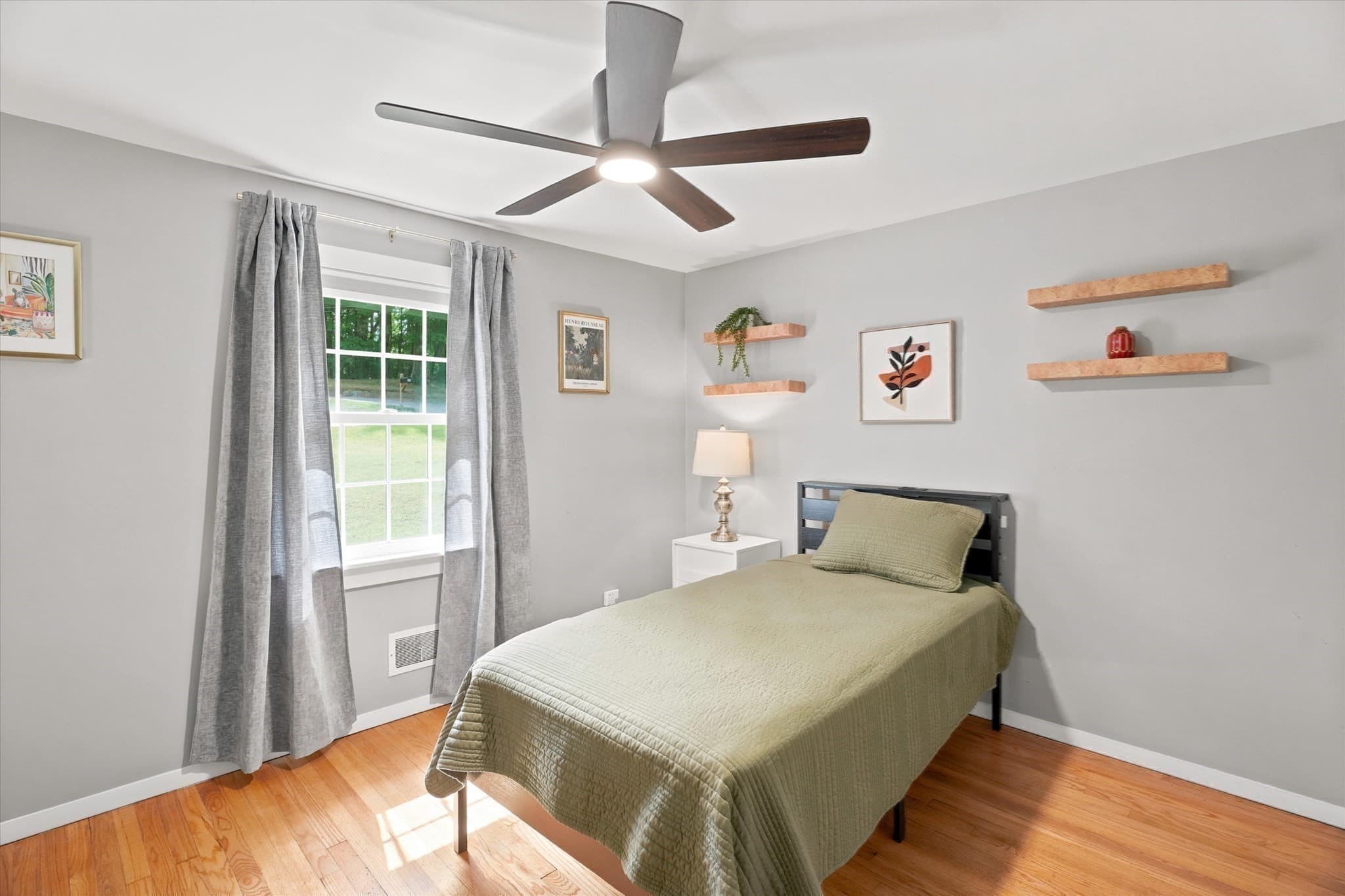Single Family Residence at 13 Hilltop Dr, Burlington MA 01803, Burlington, photo 23 of 42