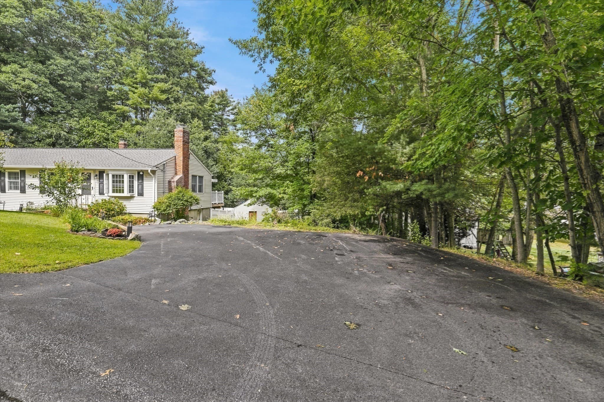 Single Family Residence at 13 Hilltop Dr, Burlington MA 01803, Burlington, photo 30 of 42