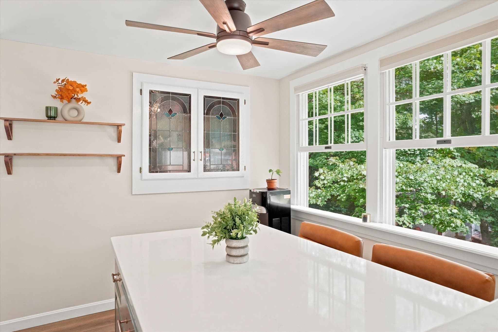 Single Family Residence at 13 Hilltop Dr, Burlington MA 01803, Burlington, photo 8 of 42