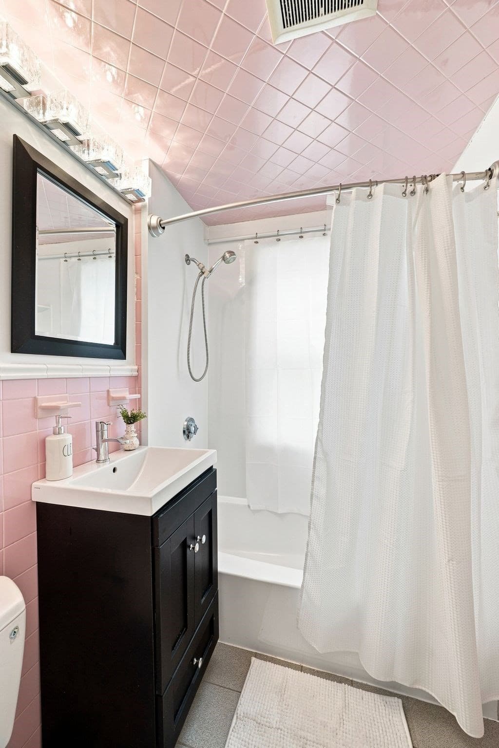 Condominium at 11 Lloyd Rd # 11, Watertown MA 02472, Watertown, photo 19 of 34