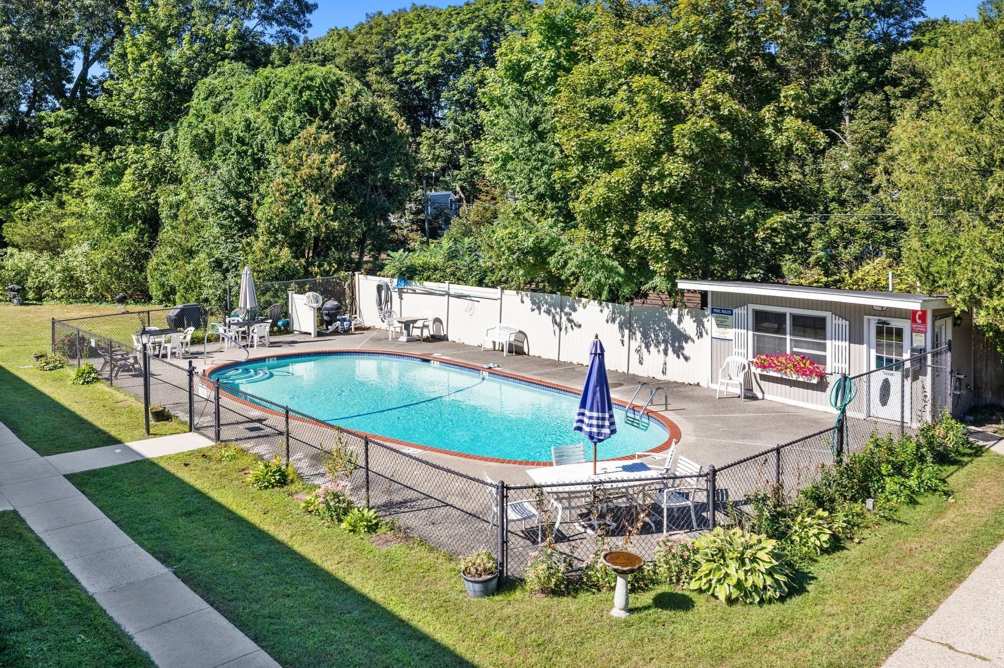 Condominium at 80 Renwick Rd # B, Wakefield MA 01880, Wakefield, photo 20 of 24