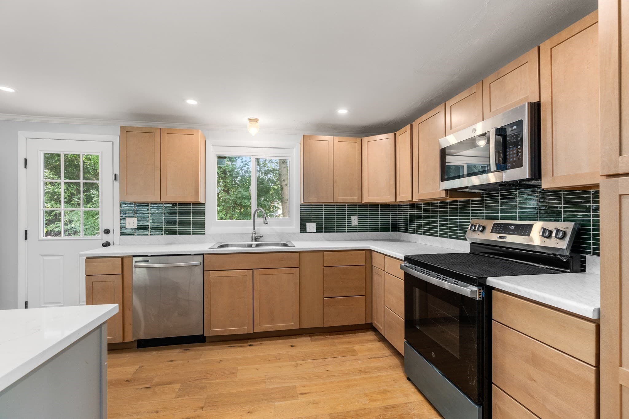 Single Family Residence at 1 Amory Ave, Maynard MA 01754, Maynard, photo 6 of 39