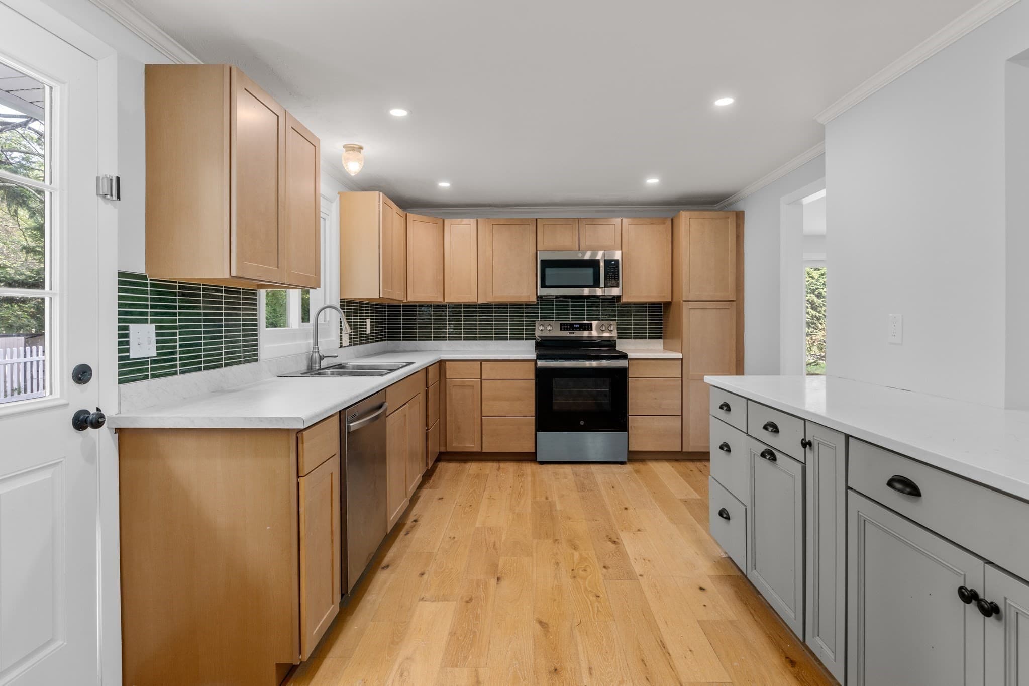 Single Family Residence at 1 Amory Ave, Maynard MA 01754, Maynard, photo 4 of 39