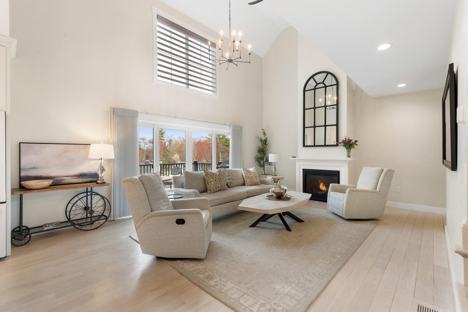 Single Family Residence at 9 Shay Ln, North Reading MA 01864, North Reading, photo 12 of 42