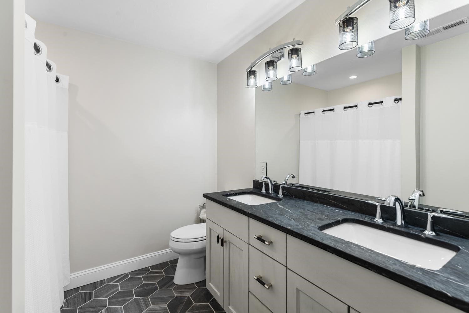 Single Family Residence at 9 Shay Ln, North Reading MA 01864, North Reading, photo 34 of 42