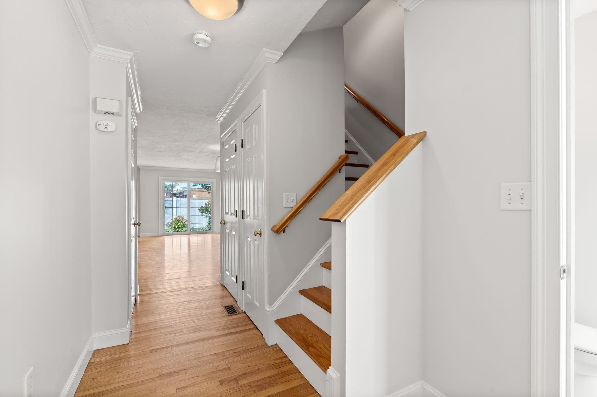 Condominium at 201 Main St # 2, Woburn MA 01801, Woburn, photo 3 of 42