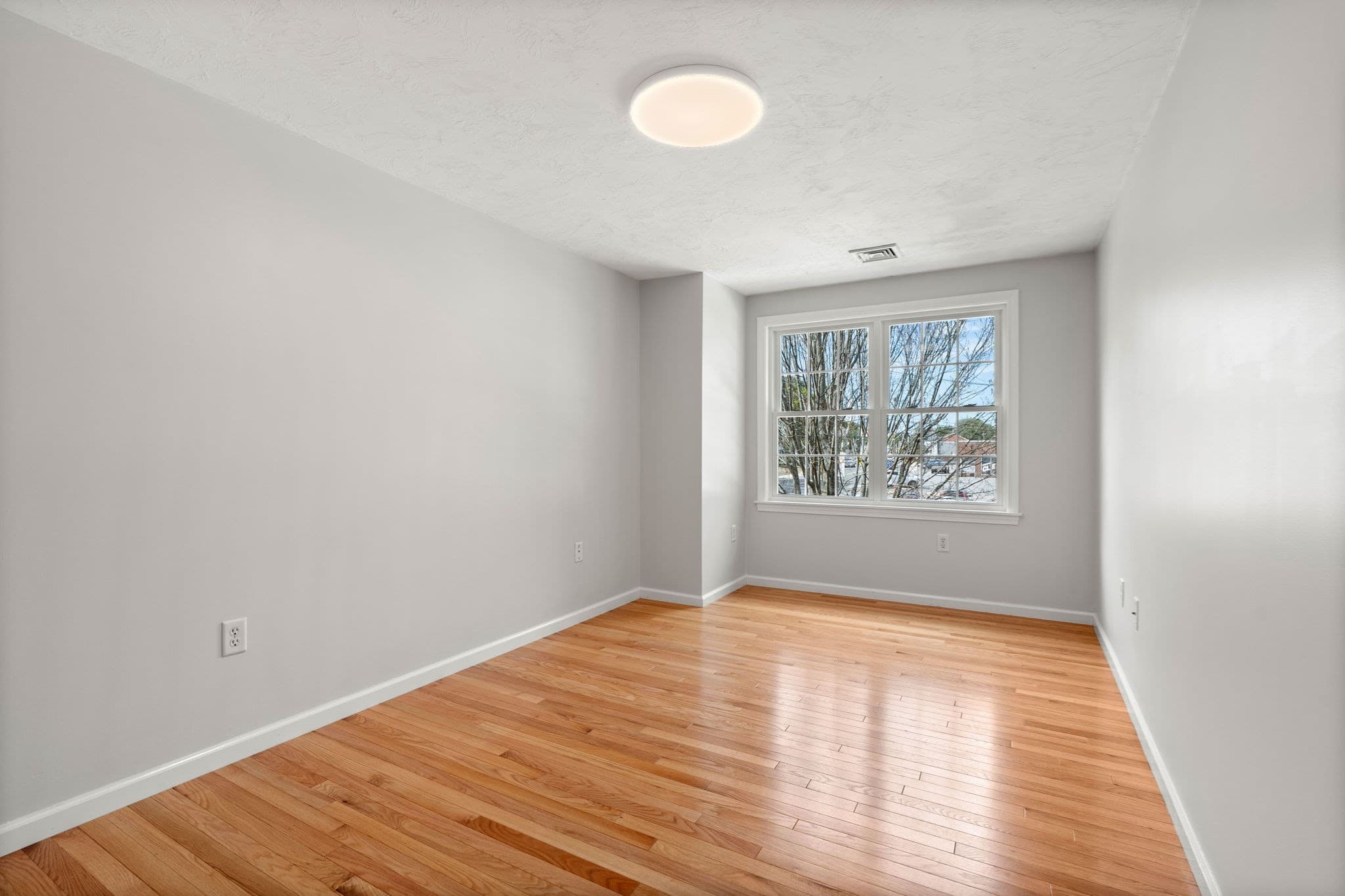 Condominium at 201 Main St # 2, Woburn MA 01801, Woburn, photo 25 of 42