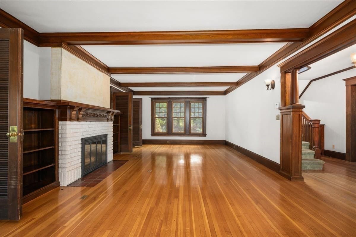 Single Family Residence at 1140 Northampton St, Holyoke MA 01040, Holyoke, photo 13 of 41