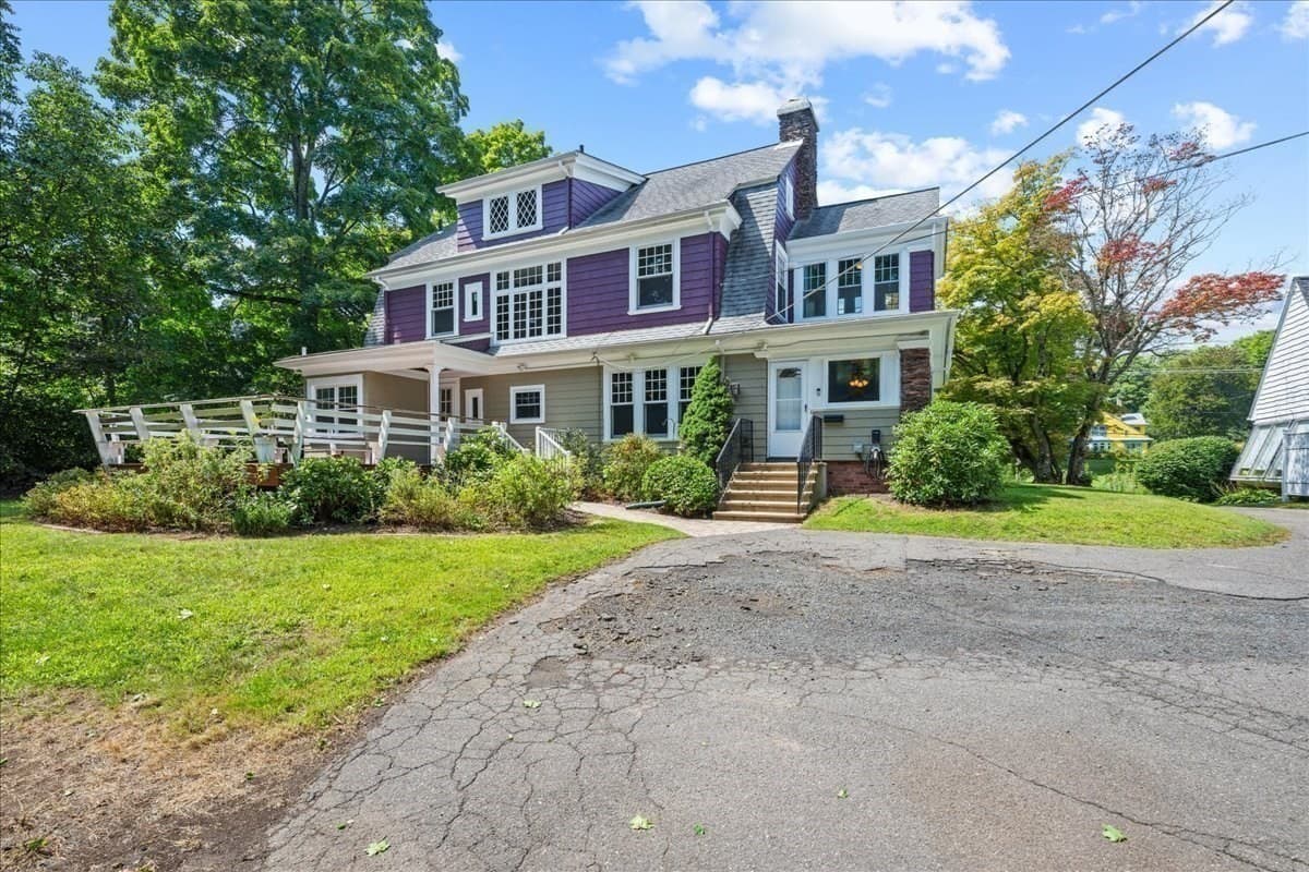 Single Family Residence at 1140 Northampton St, Holyoke MA 01040, Holyoke, photo 30 of 41
